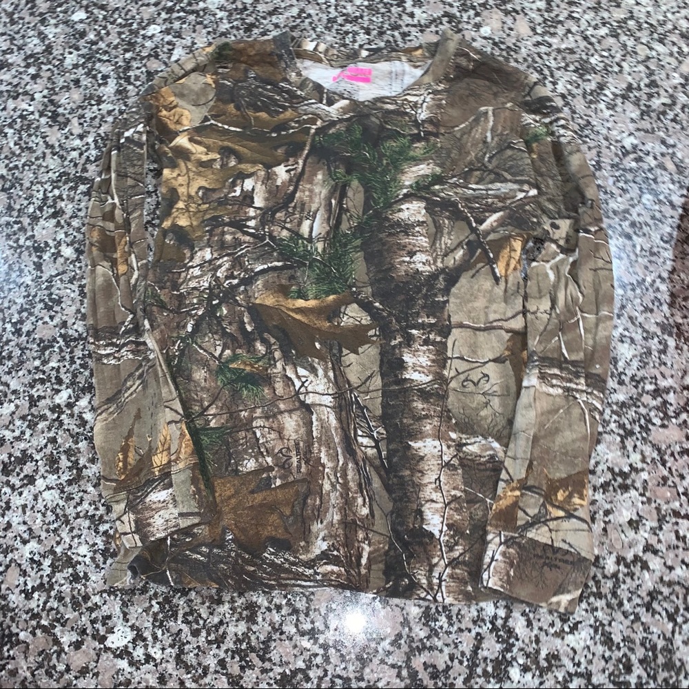 game winner camouflage long sleeve size small